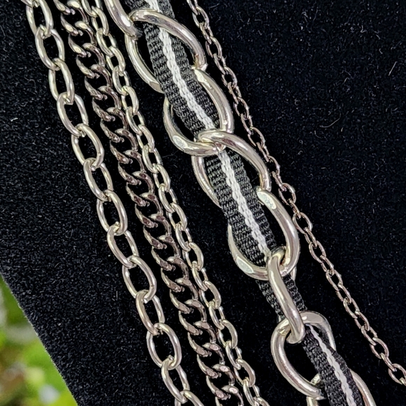 Silver and Black 5 Strand Layer Necklace and Earrings Set New - Picture 3 of 6
